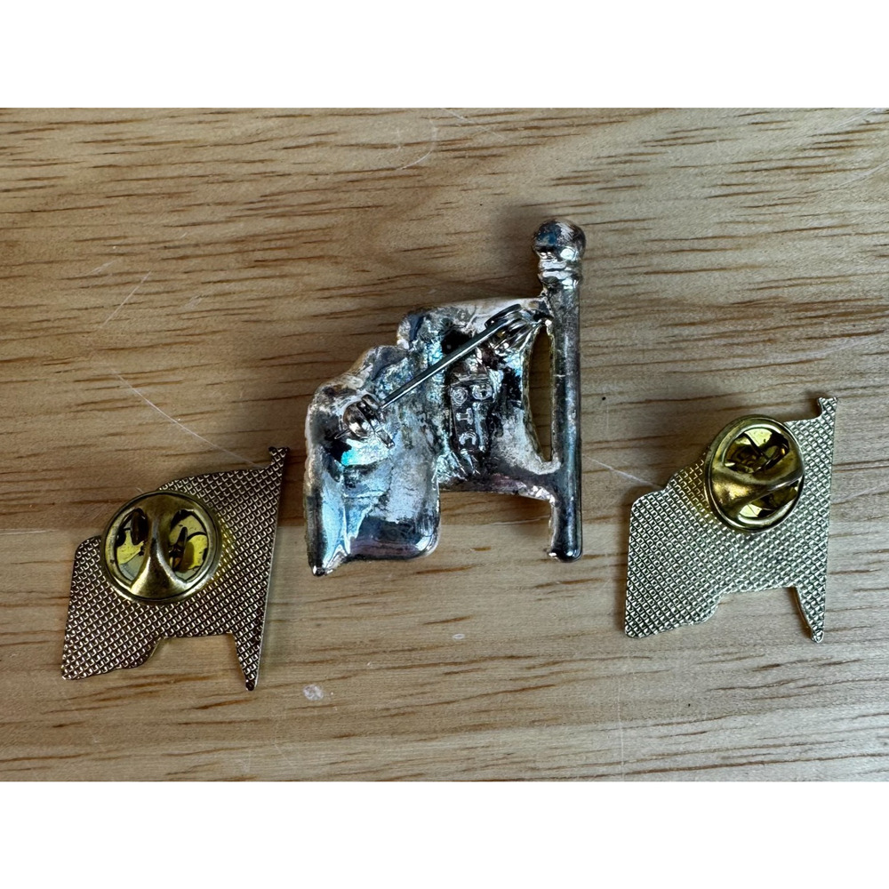 Lot of 3 American Flag Pins USA Rhinestone Lapel Pins Patriotic 4th of July - Picture 8 of 8